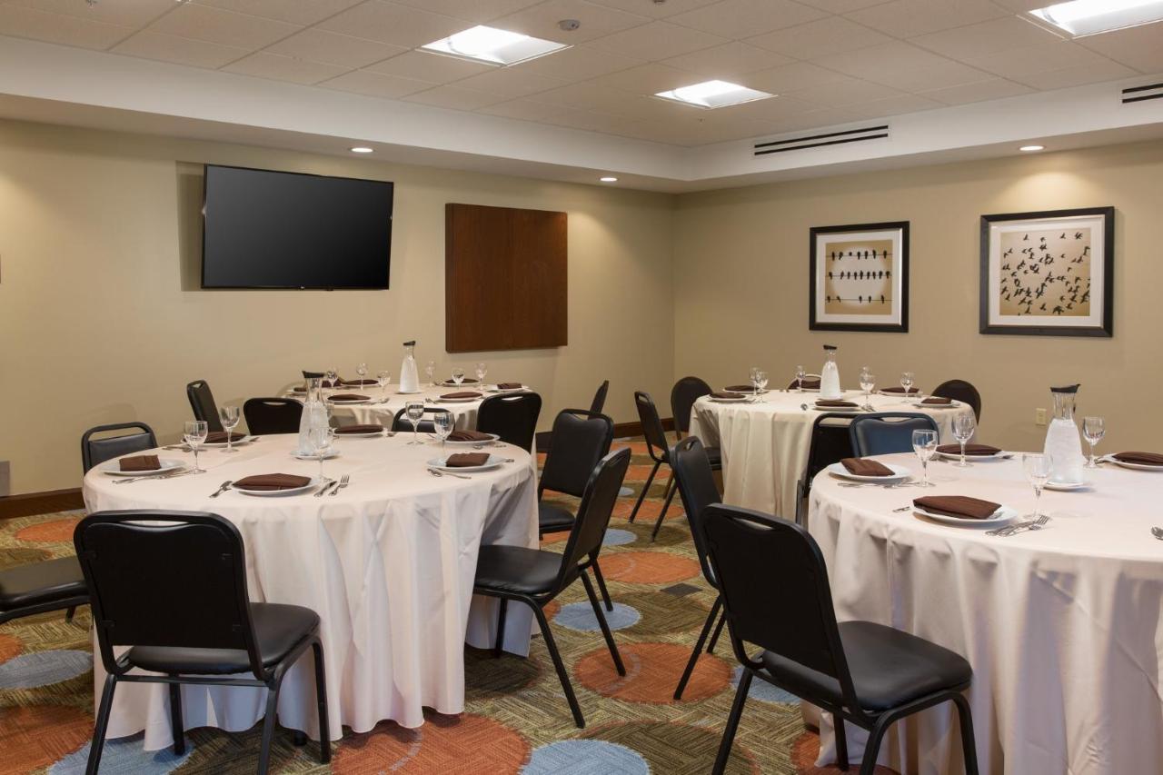 Staybridge Suites Corona South By Ihg Ngoại thất bức ảnh
