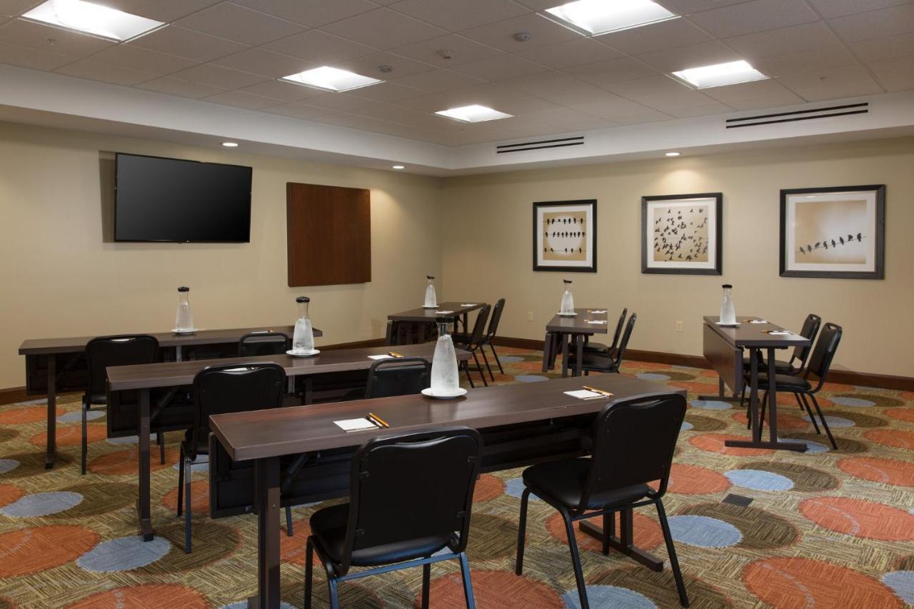 Staybridge Suites Corona South By Ihg Ngoại thất bức ảnh