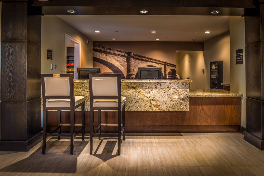 Staybridge Suites Corona South By Ihg Ngoại thất bức ảnh