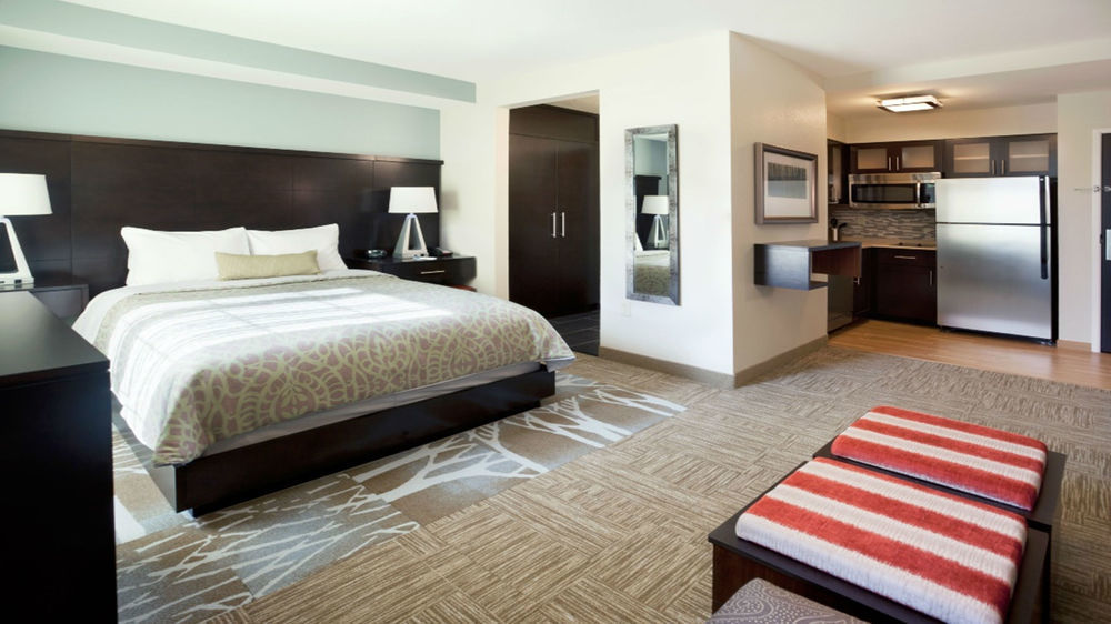 Staybridge Suites Corona South By Ihg Ngoại thất bức ảnh