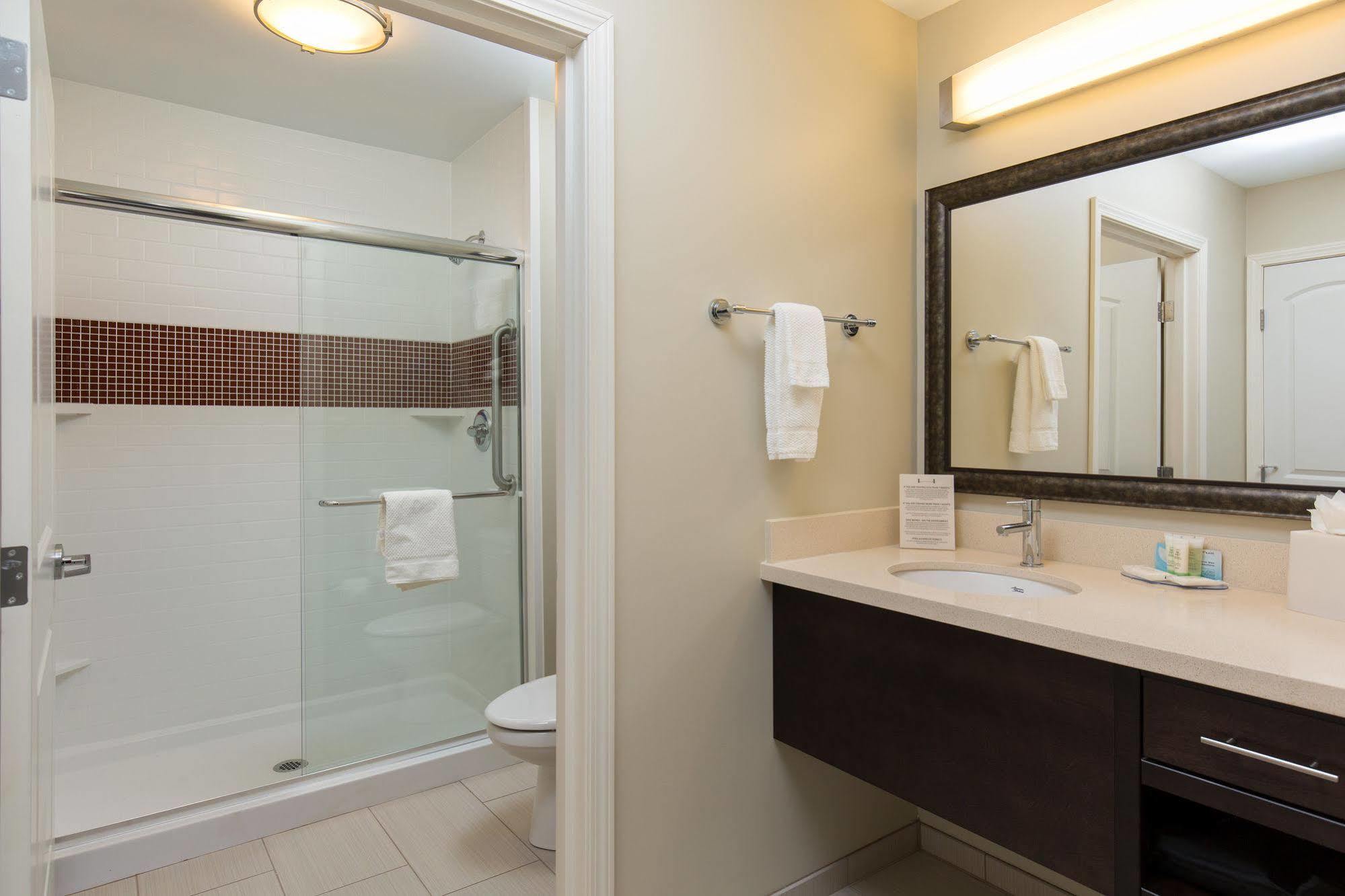 Staybridge Suites Corona South By Ihg Ngoại thất bức ảnh