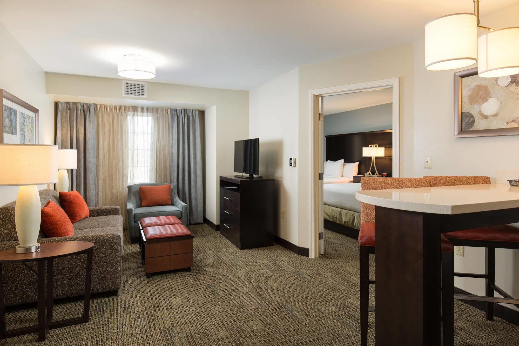 Staybridge Suites Corona South By Ihg Ngoại thất bức ảnh